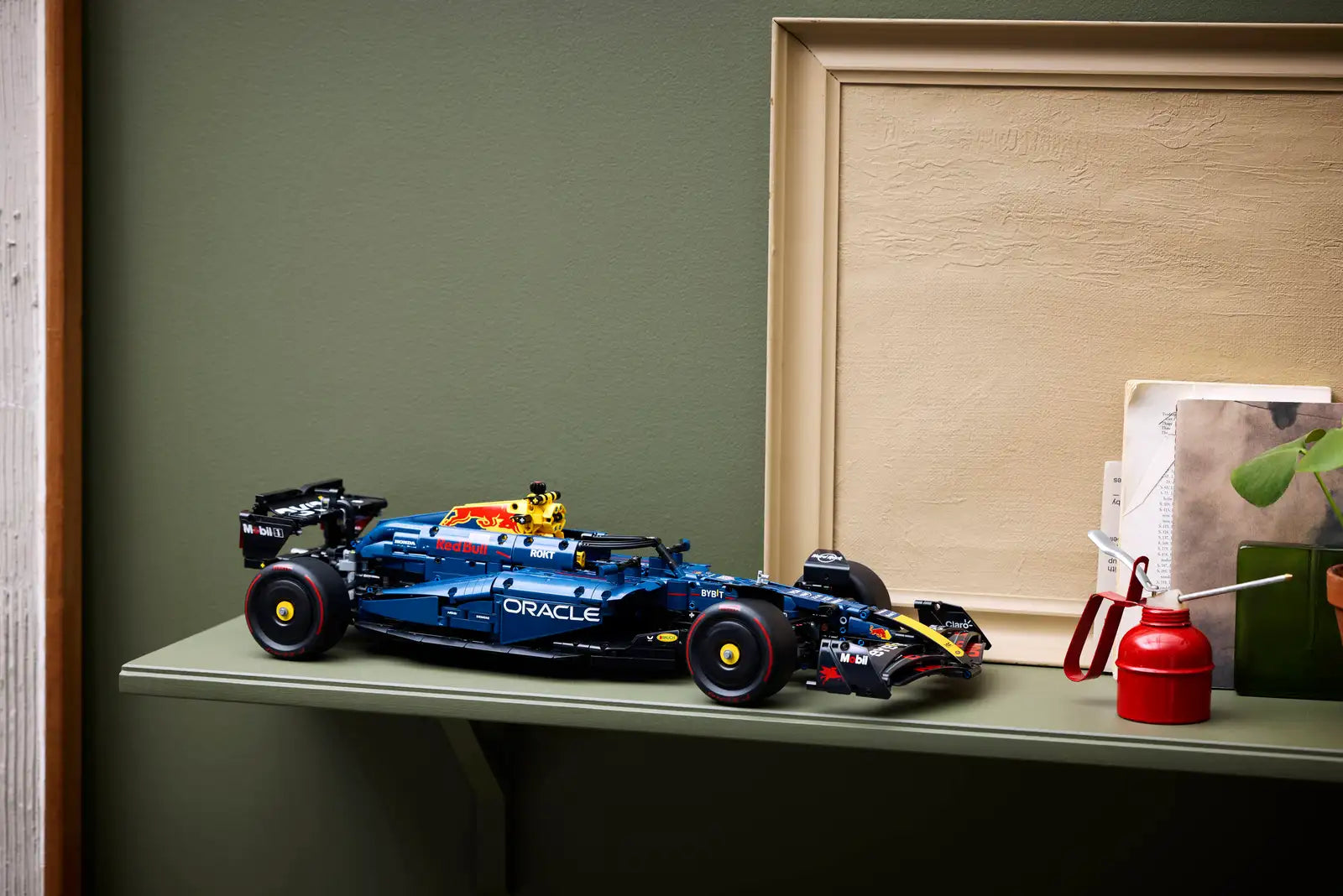Oracle Red Bull Racing RB20 F1-Wagen