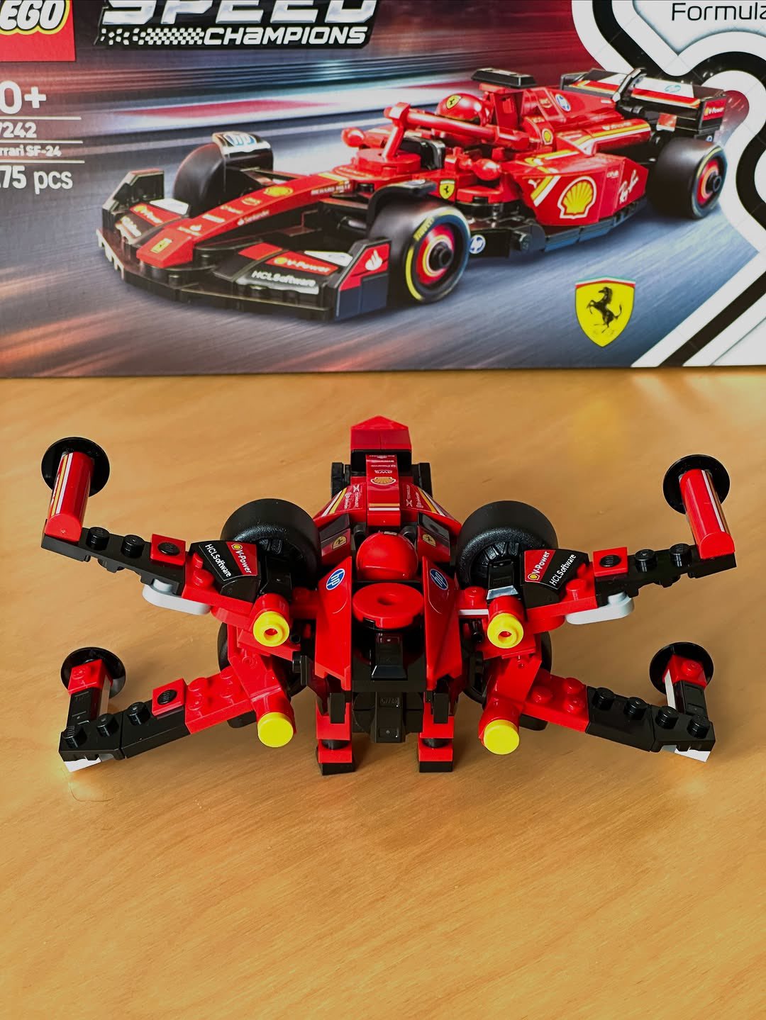 Ferrari SF-24 F1® Auto → X-Wing Starfighter