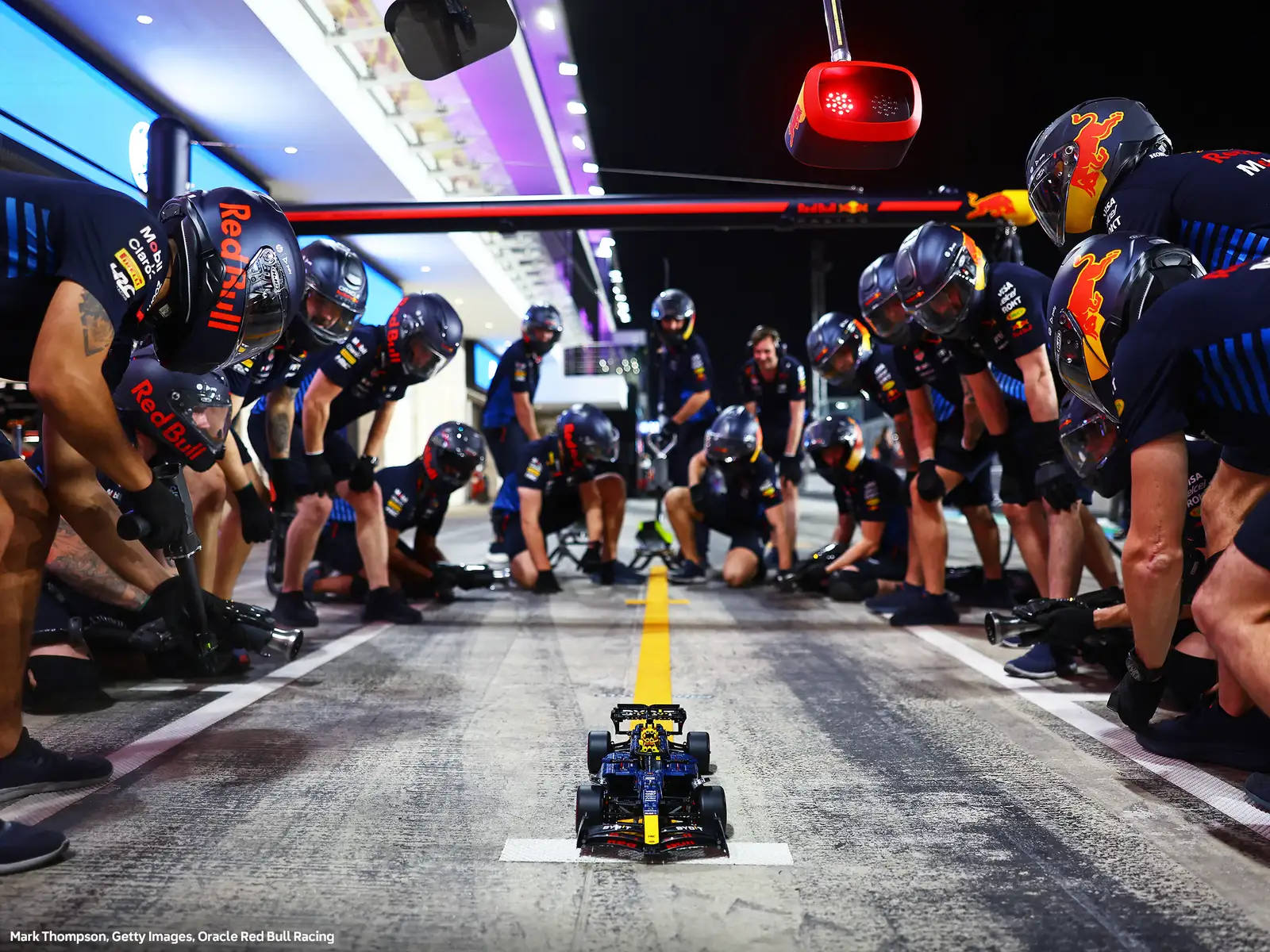 Oracle Red Bull Racing RB20 F1-Wagen