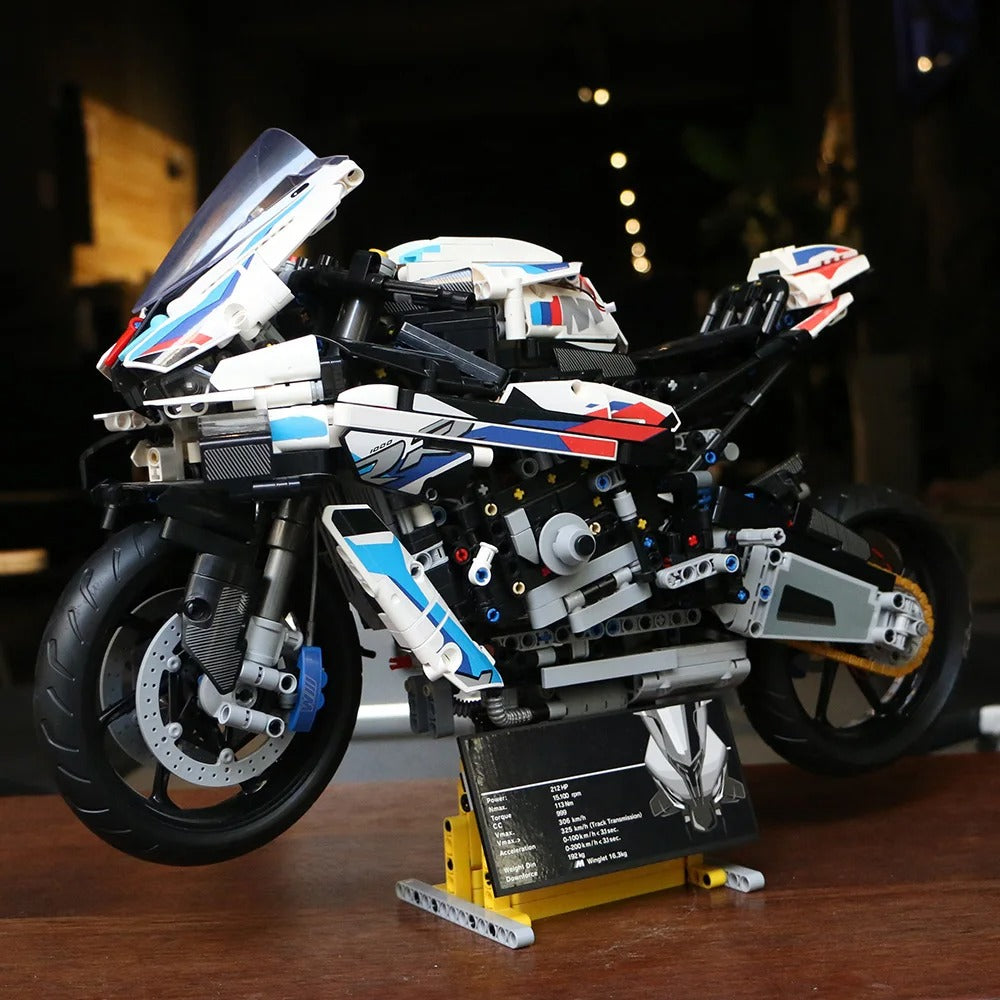 BMW M 1000 RR