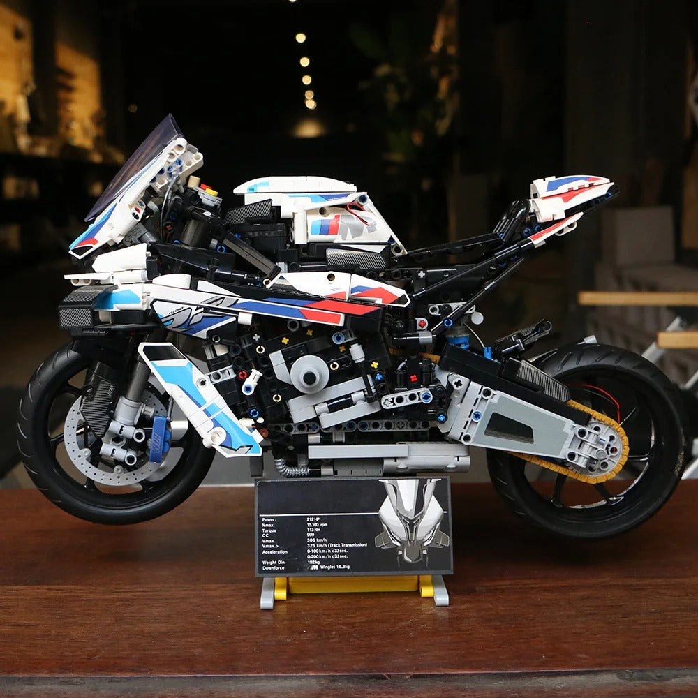 BMW M 1000 RR